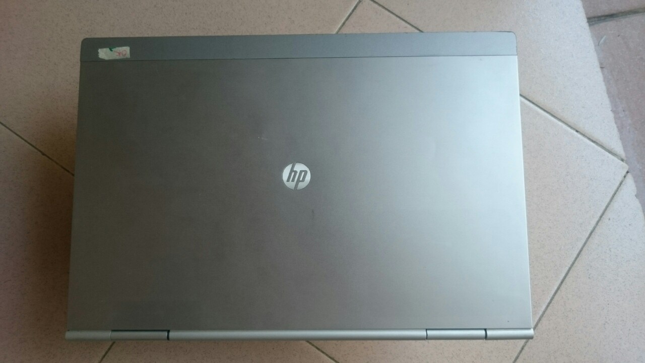 Hp 2570p 12.5 in cpu i5 hệ 3 ram 4g pin zin theo máy
