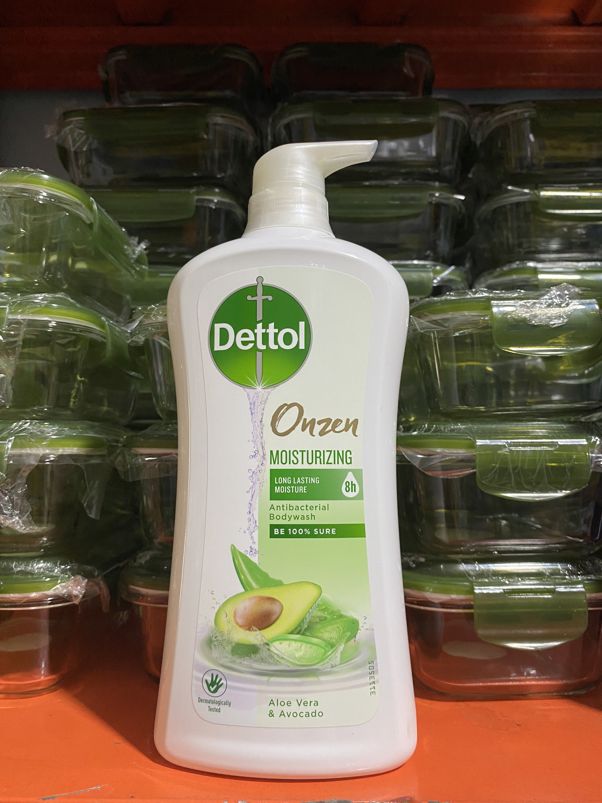 Sữa tắm dettol ozen dưỡng ẩm hương bơ & lô hội chai 950g _ date 2/2025