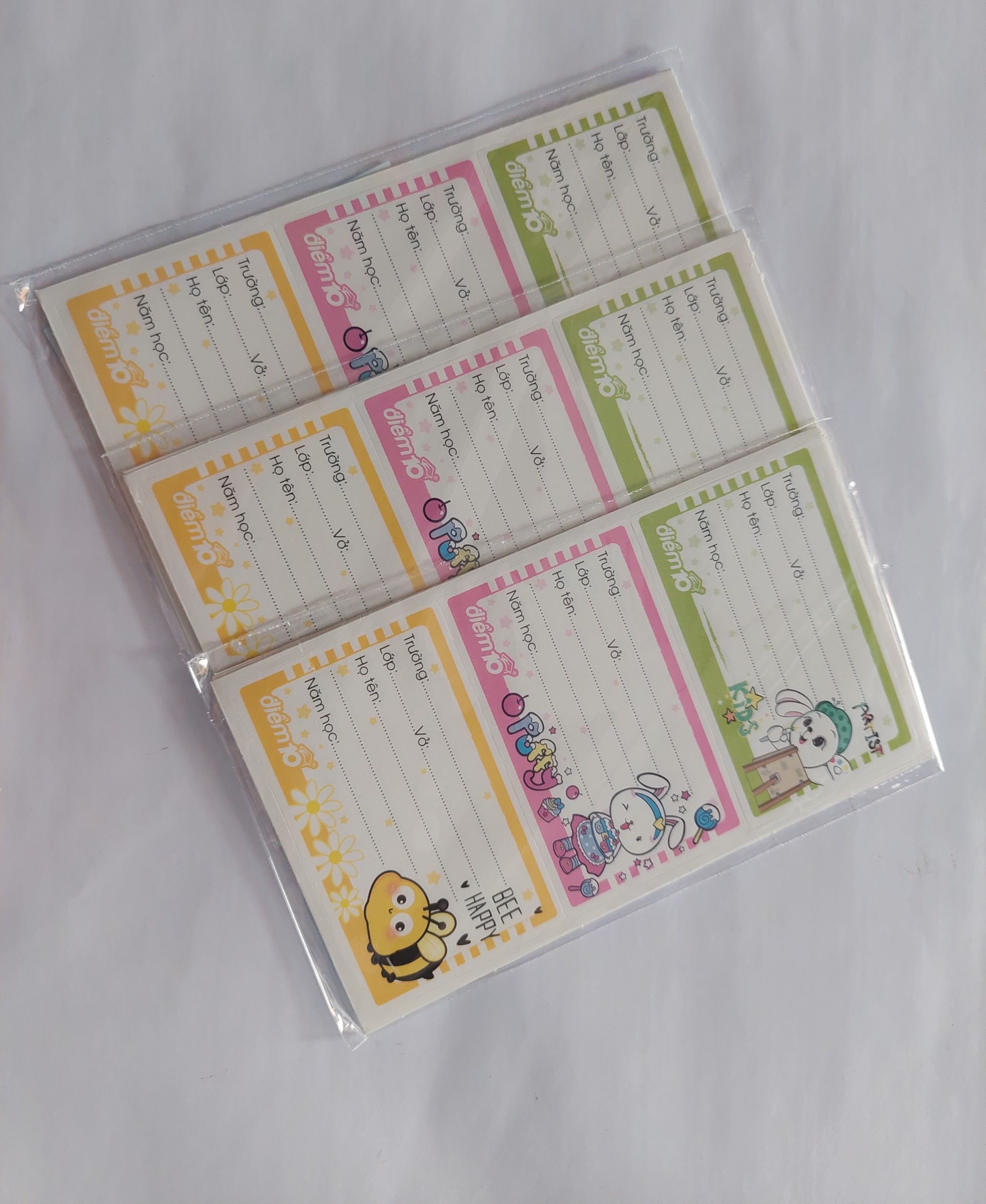 Nhãn vở Học sinh Điểm 10 - 1 sấp (16 cái)/ 1 sấp (12 cái)