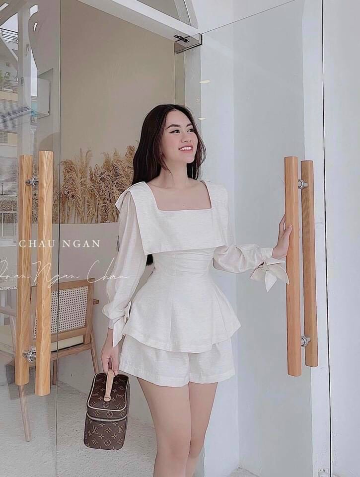 Sét bộ đủi tay dài cổ vuông dạo phố cực xinh
