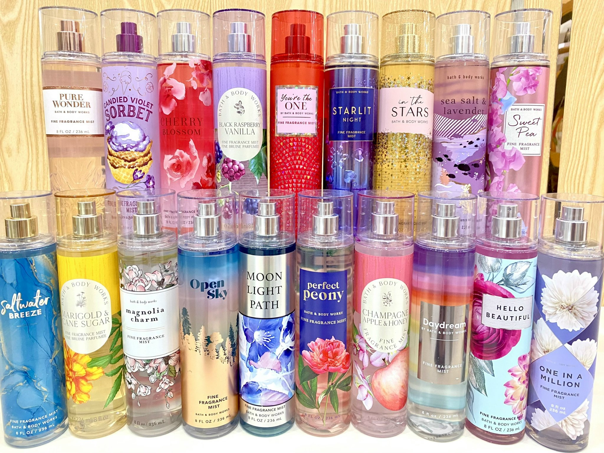 Xịt thơm hương nước hoa bath & body works 236ml