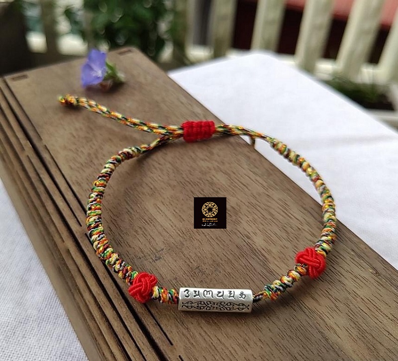 Vòng đeo tay dây tết kết hợp charm bạc lục tự minh chú, vòng tay dây tết cho nam nữ lục tự minh chú, vòng tết chỉ ngũ sắc cho nam nữ kết hợp charm lục tự minh chú, vòng may mắn và bình an cho gia chủ