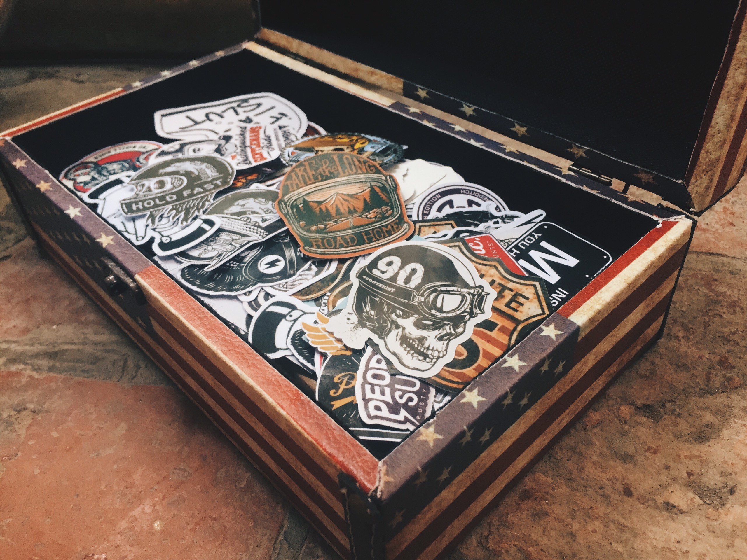 Sticker Cafe Racer - Nhãn dán decal chủ đề cổ điển cao cấp chống nước trang trí mũ bảo hiểm, vali, đàn guitar,....