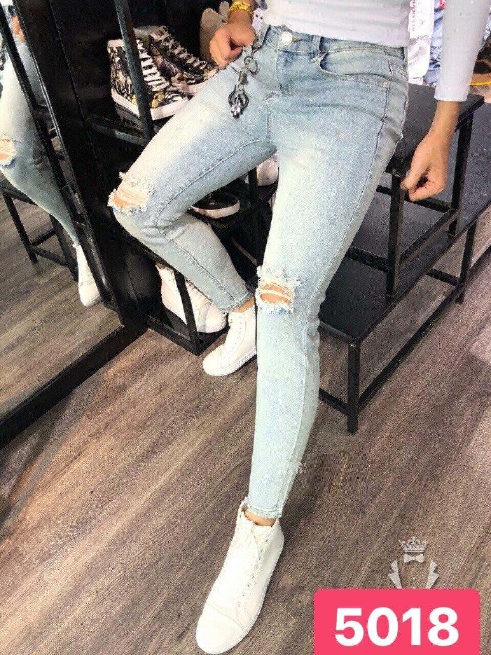quần jean nam xanh bạc rách gối 5018