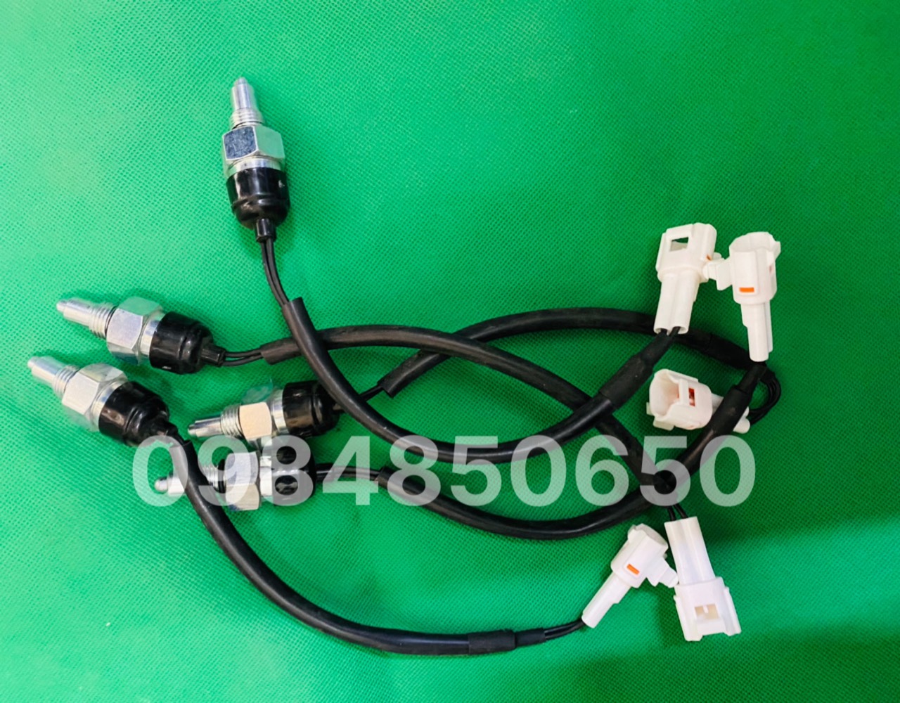 Công tắc số lùi dongben, sym t880, cảm biến báo lùi dongben 870, towner 950