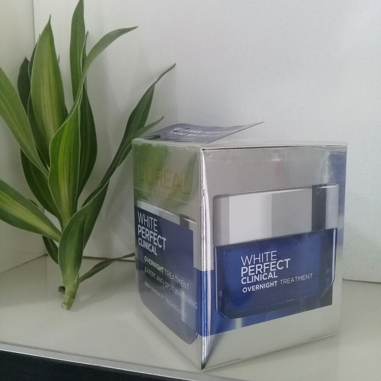 Kem dưỡng ban đêm giảm thâm nám và trắng mịn L'Oreal White Perfect Clinical 50ml
