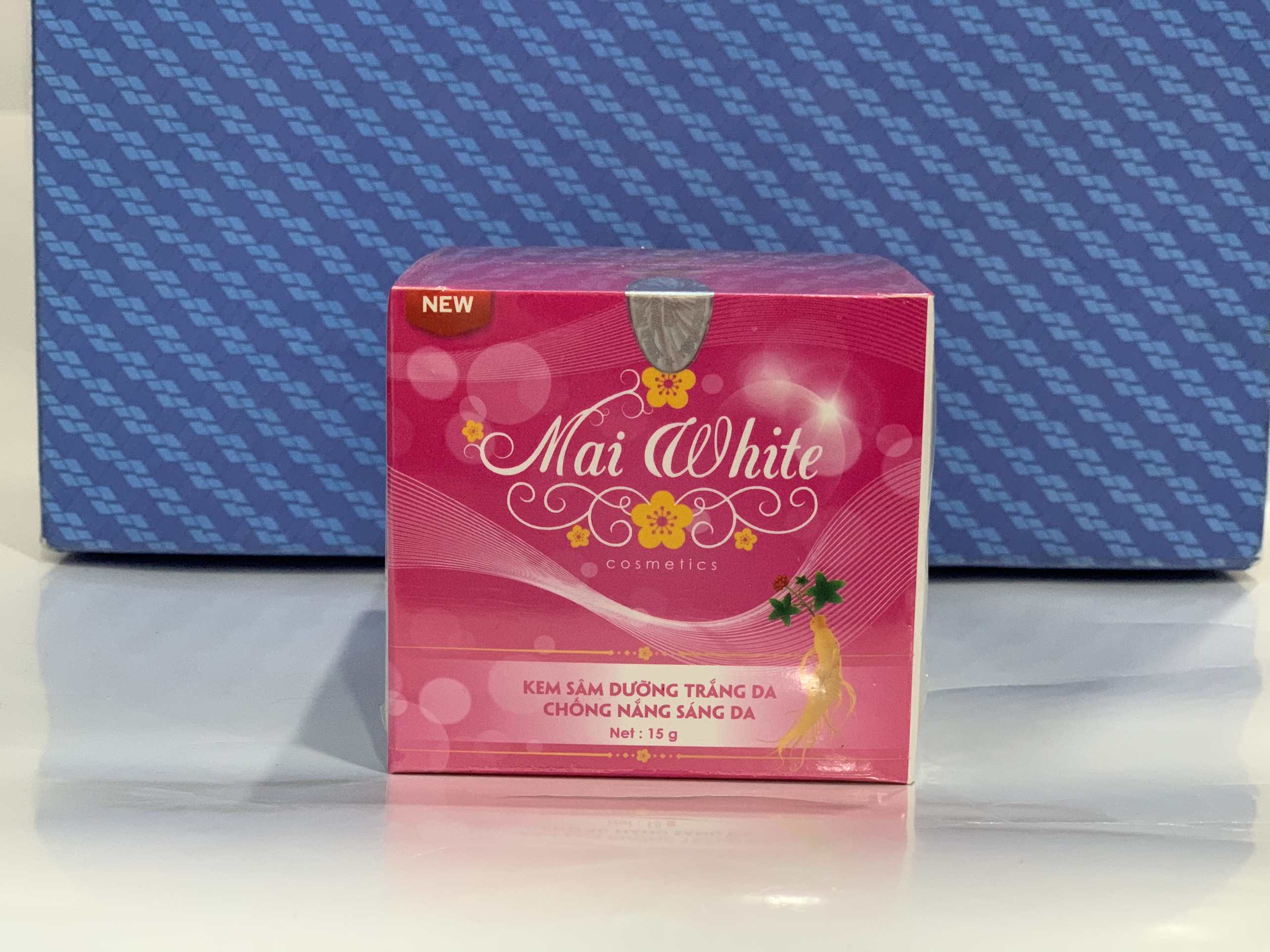 Kem sâm mai white dưỡng trắng da