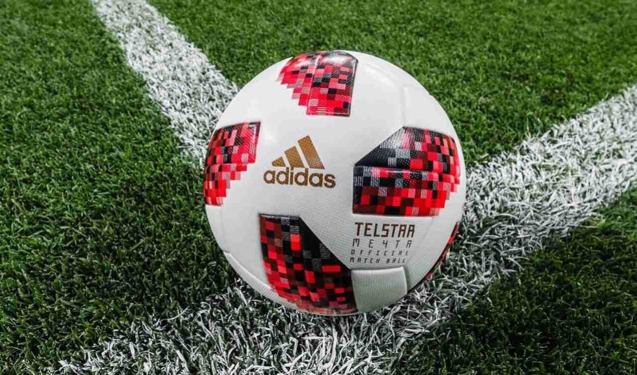 Quả bóng đá World Cup 2018 TELSTAR màu đỏ số 5