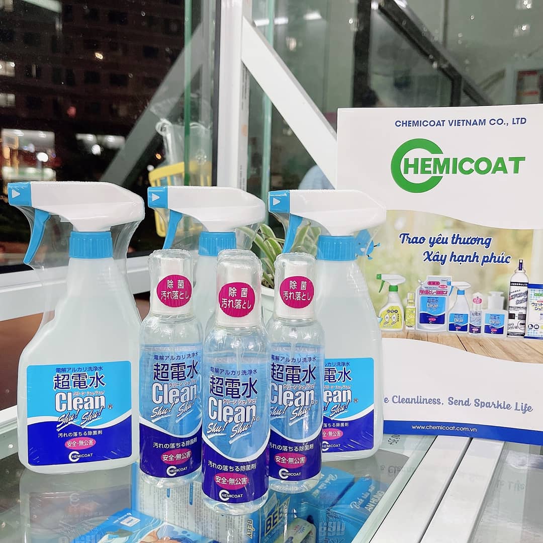 Bình xịt vệ sinh nội thất ô tô 500mL Clean Shu! Shu! nước ion kiềm tẩy rửa - diệt khuẩn - khử mùi