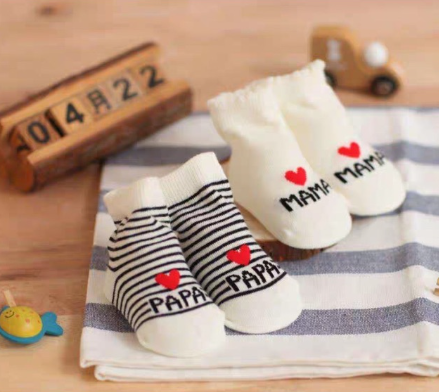 Set bao tay và tất cho trẻ sơ sinh chất len