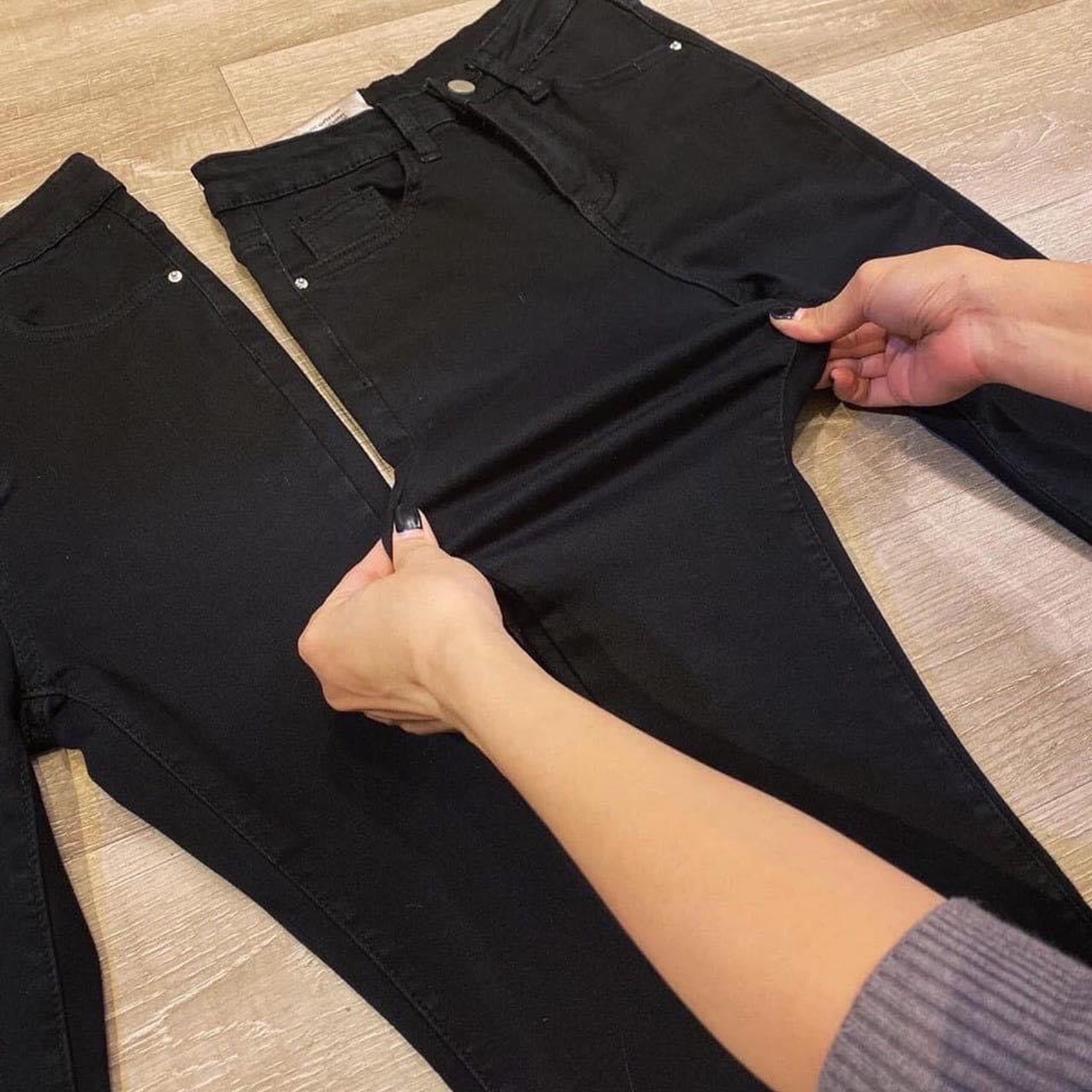 Quần Jean 01T ĐEN TRƠN NỮ - Quần Jeans Nữ Lưng Cao Co Giãn Tốt - Quần Bò Nữ Kiểu Dáng Basic - 240301
