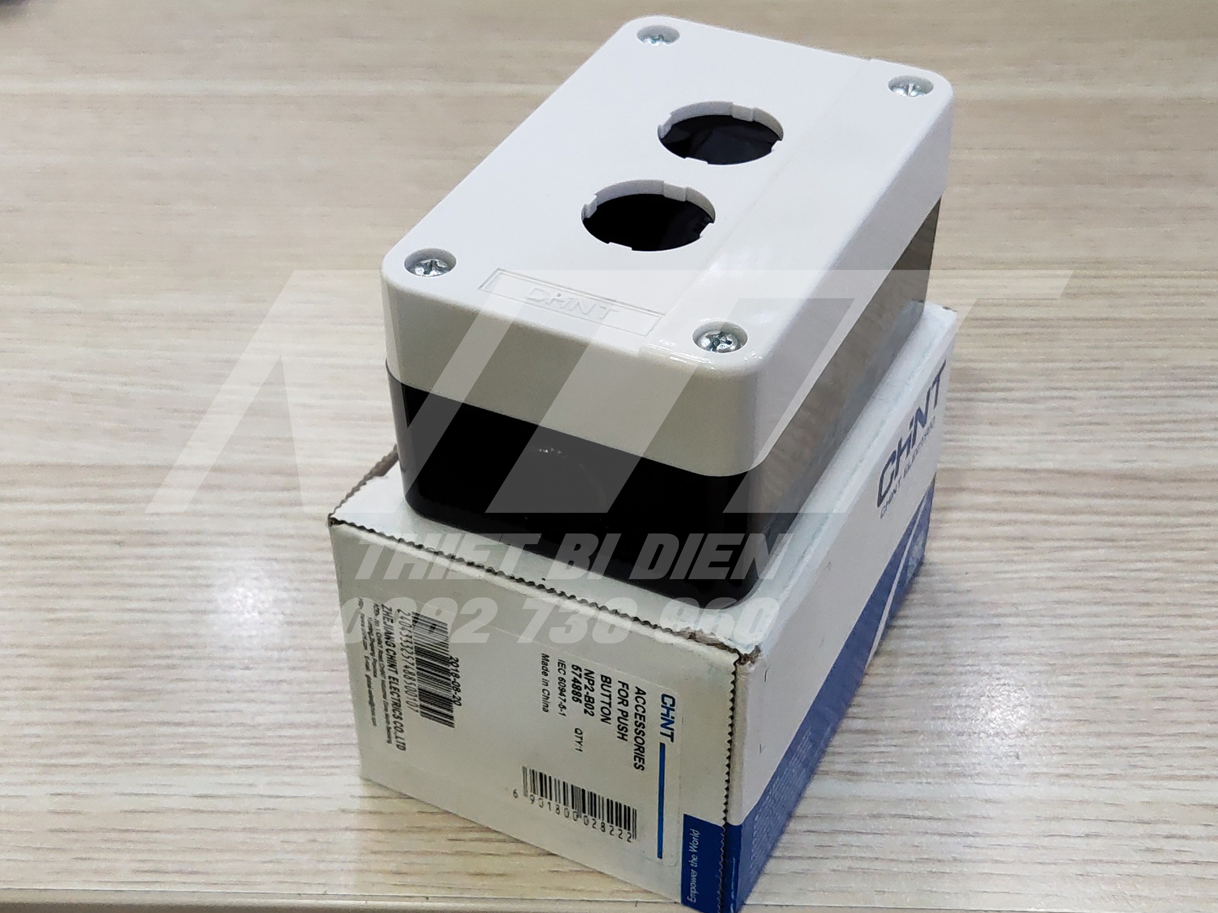 Hộp nút nhấn 2 lỗ phi 22 NP2-B02 Chint
