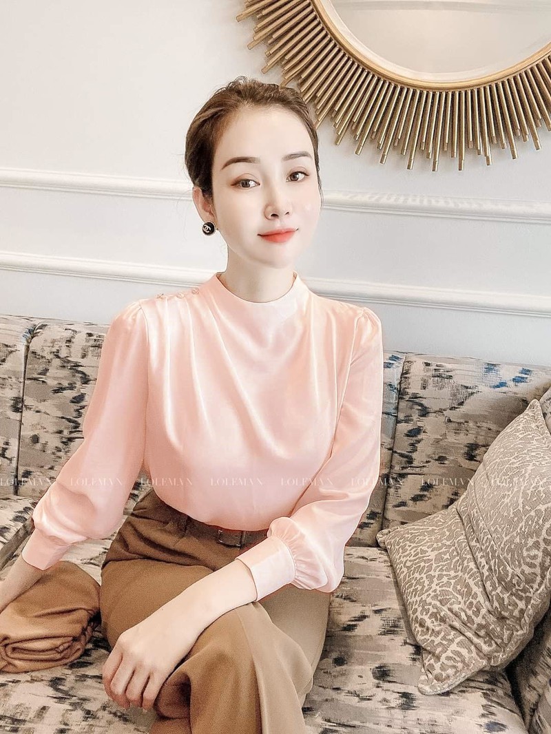 Áo sơ mi đính ngọc vai cườm sugar