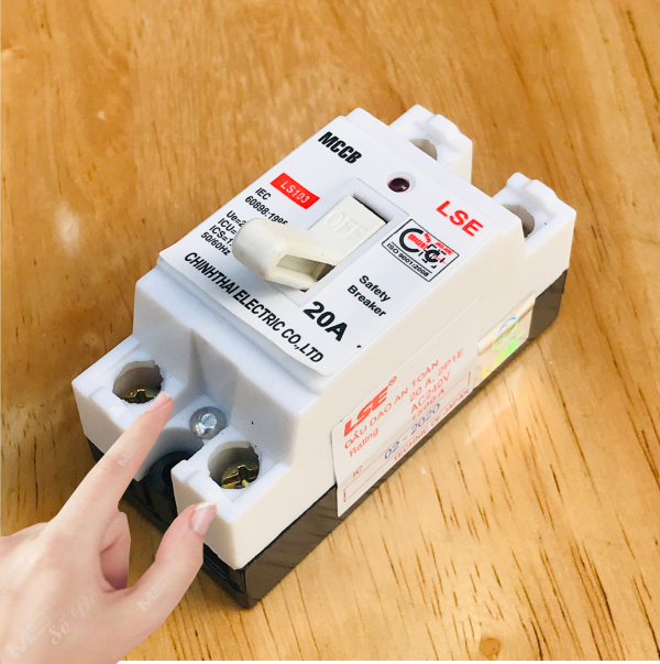 [HCM]CB CÓC - CB 10/15/20/30/40A - 1 PHASE -250V