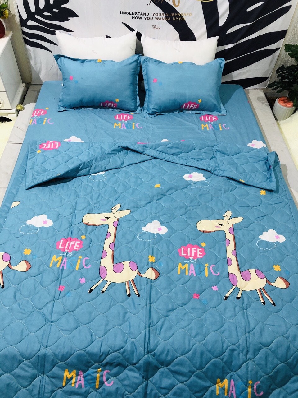 TRỌN BỘ CHĂN GA GỐI COMBO 5 MÓN - HƯƠU CAO CỔ (Chất liệu bền đẹp, không phai không xù kể cả khi giặt máy)
