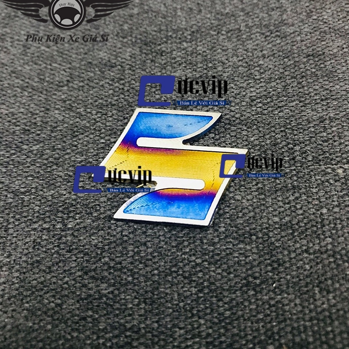 Tem logo chữ suzuki nhí titan ms2804
