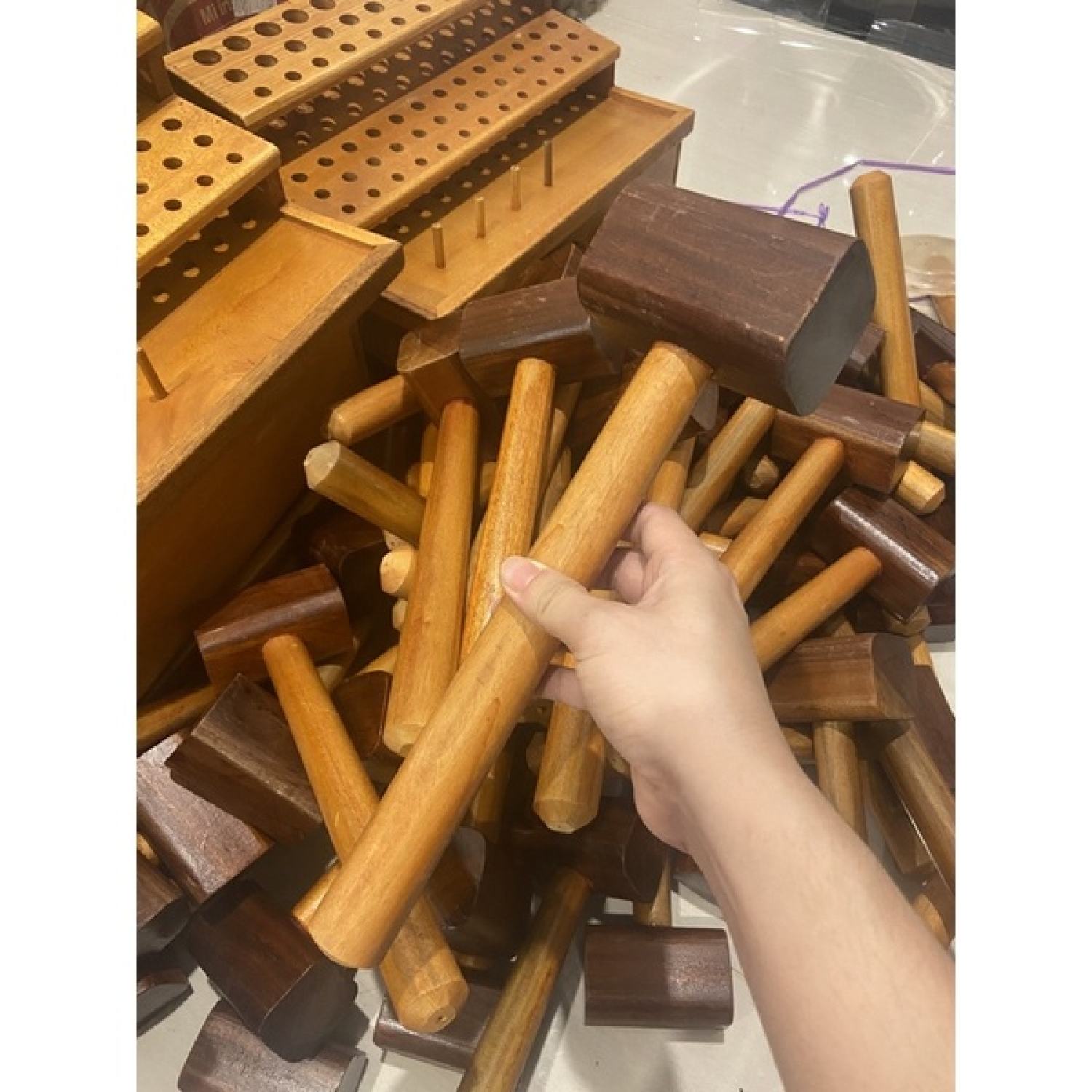 Búa gỗ nghiến