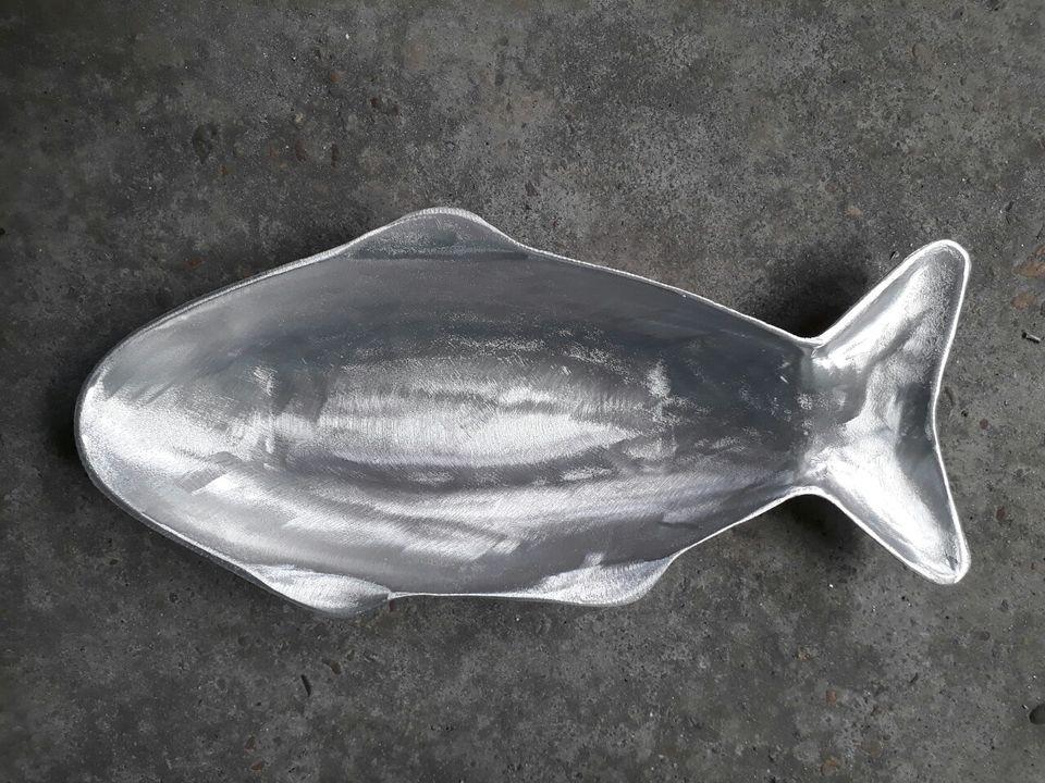 Khay lẩu cá om dưa bằng gang đúc hình con cá