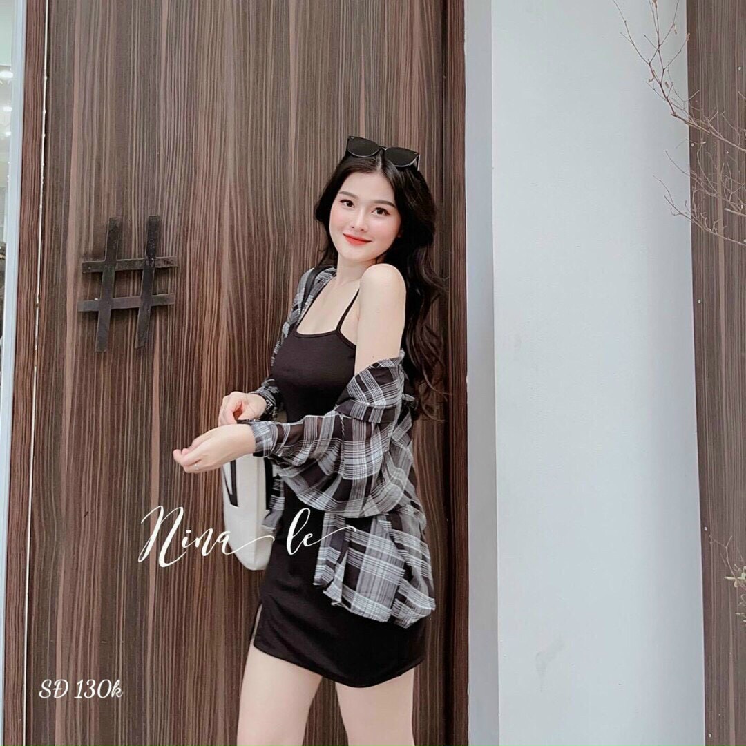 [ Voucher 50k Freeship Max 0 đồng toàn quốc ]SET ĐẦM ÔM BODY HAI DÂY KÈM ÁO KHOÁC CARO MỎNG CÁ TÍNH, LÊN FORM NHƯ HÌNH