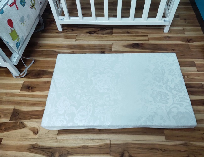 Đệm nôi cũi, đệm bông ép cho nôi cũi trẻ em 60x100cm