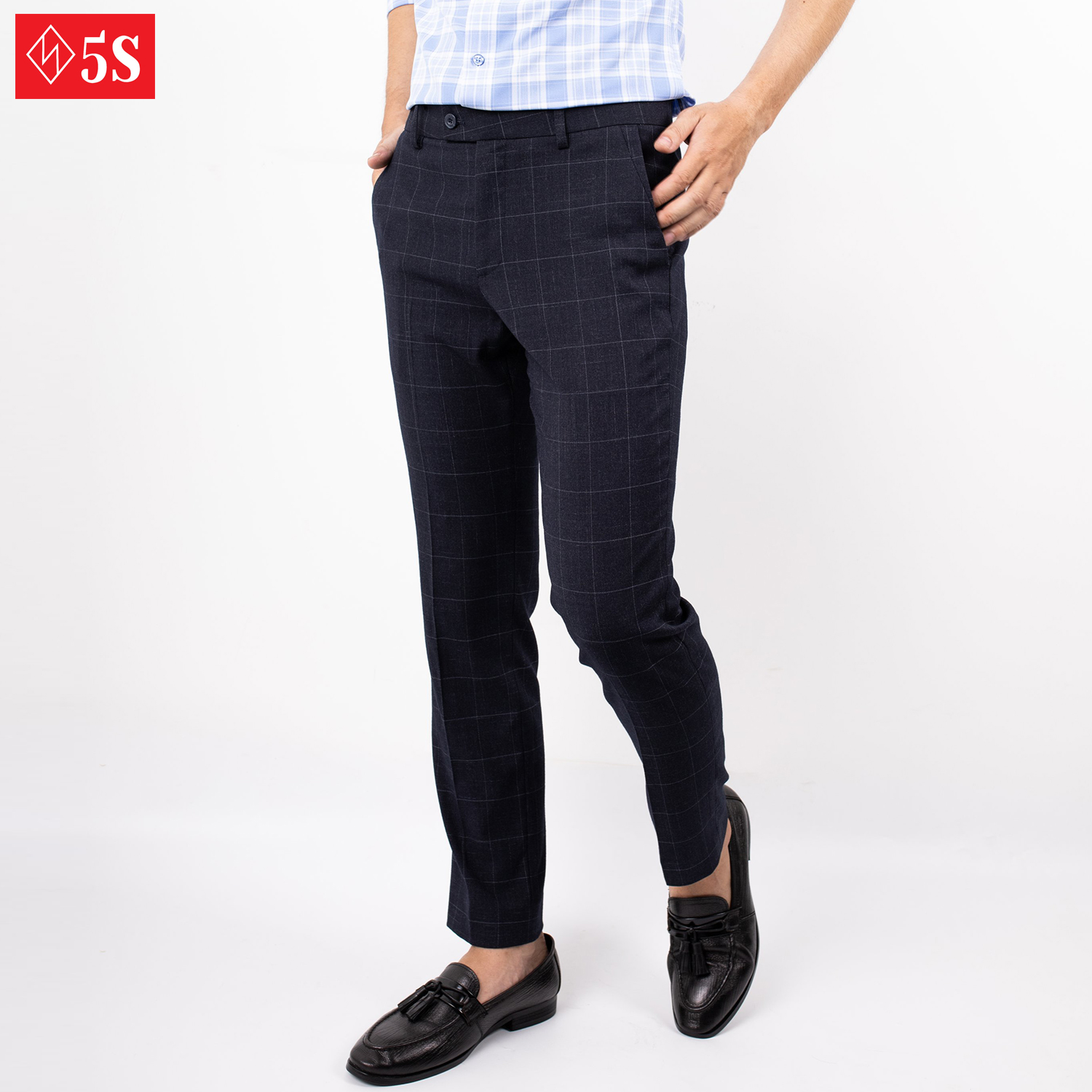 Quần Tây Nam 5S Họa Tiết Kẻ Caro Trắng Màu Tím Than Tối, Dáng Ôm Trẻ Trung, Nam Tính, Lịch Lãm (QAU0405S1TTT)