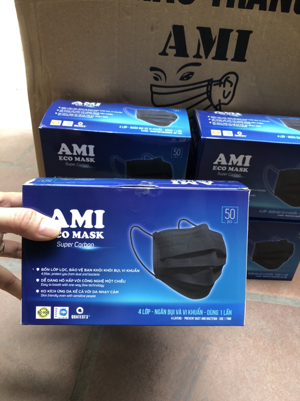 02 hộp khẩu trang y tế ami 4 lớp màu đen, kháng khuẩn hiệu quả, hộp 50 chiếc, có giấy kiểm định của bộ y tế