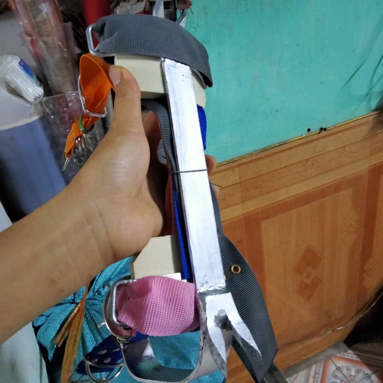 Guốc Trèo Cây Hái dừa, tìm lan, bắt ong rừng