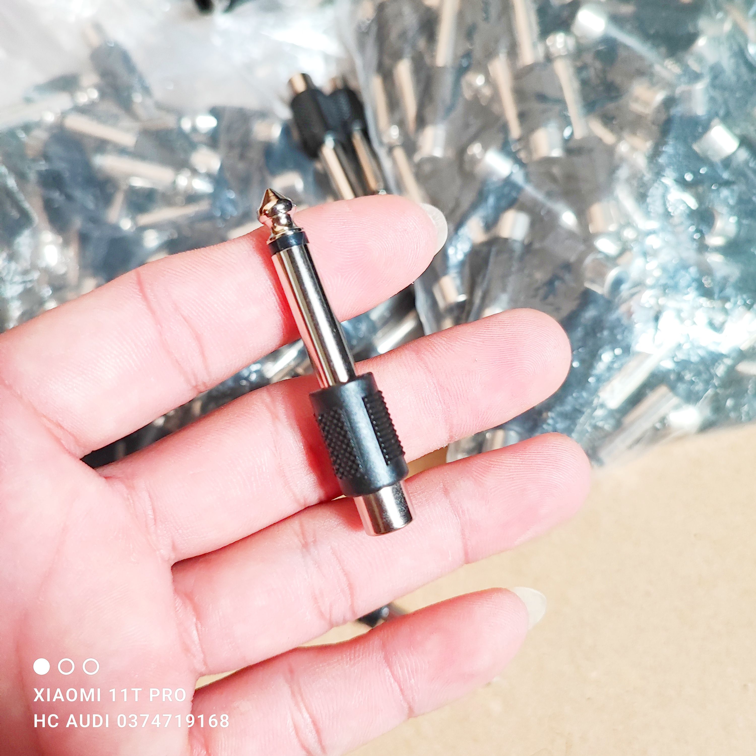 xả ko lấy tương tác .. giắc chuyển đổi 6 ly sang av