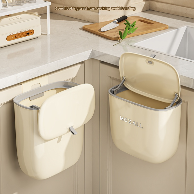 Household storage bins with lids