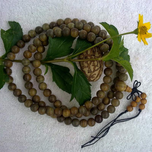 [HCM]Chuỗi 108 hạt gỗ trắc xanh - Tràng Hạt Niệm Phật Gỗ Trắc Xanh có nhiều kích thước