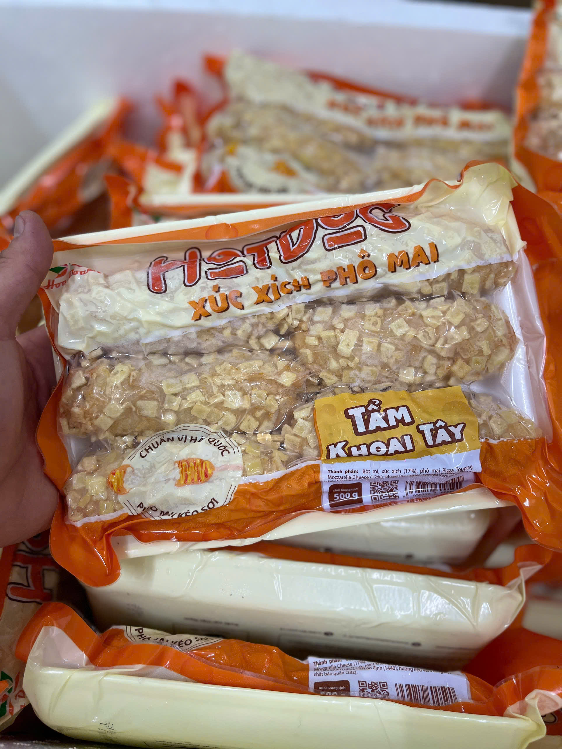 Hotdog Tẩm Khoai Tây Hoa Doanh gói 6 cây 500g (giao hỏa tốc)