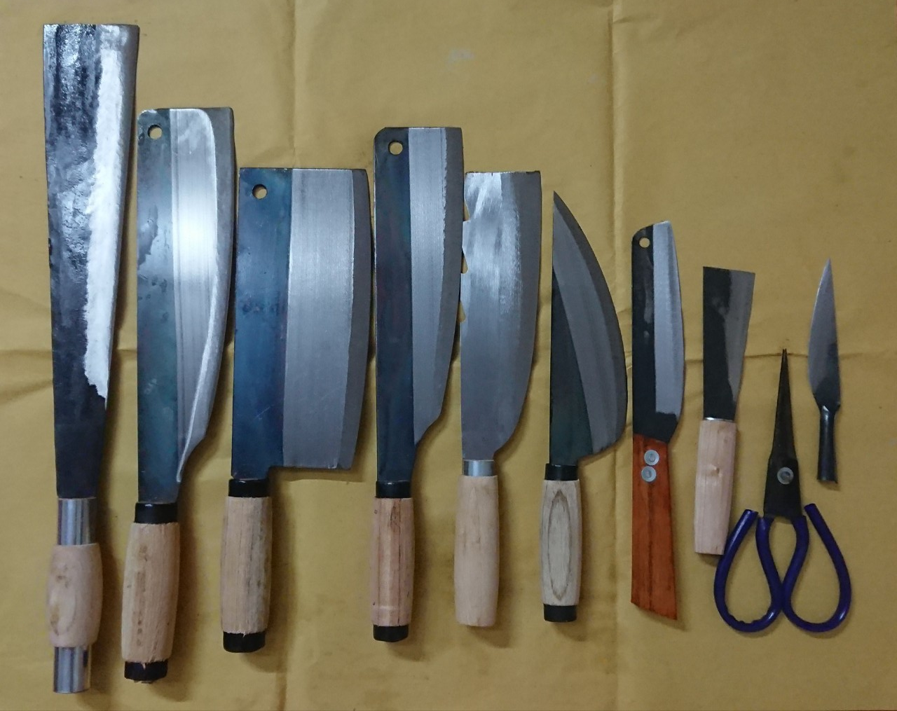 CS002,  Bộ dao 10 món  Rèn từ làng nghể thủ công , độ bén và độ bền cao