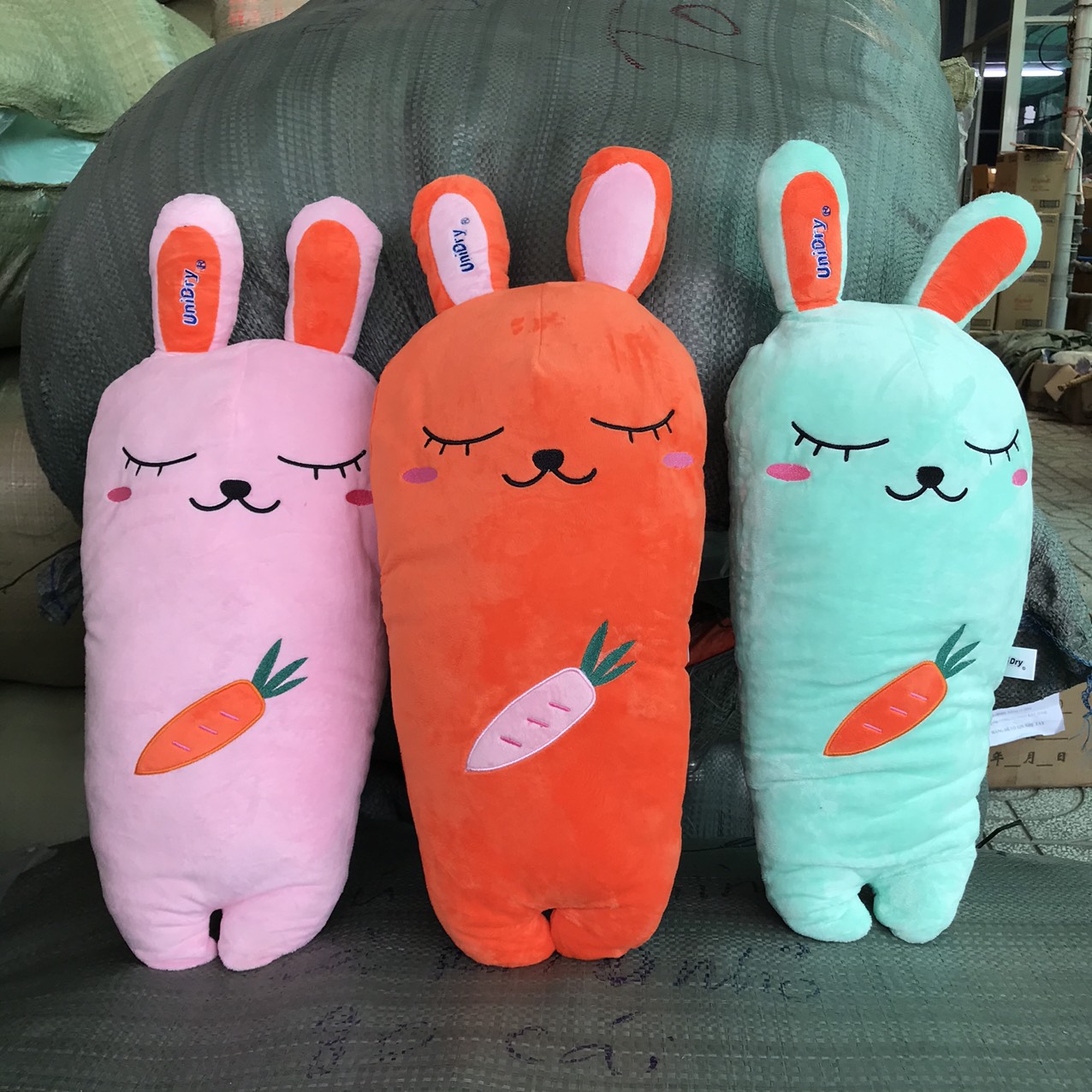 Gấu bông hình cà rốt xinh xắn