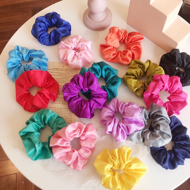 [FREESHIP + HOÀN TIỀN 50K] Buộc Tóc Scrunchies Trơn Phi Bóng Hot Trend Phong Cách Ulzzang Dễ Thương Dành Cho Nữ PKHN0094