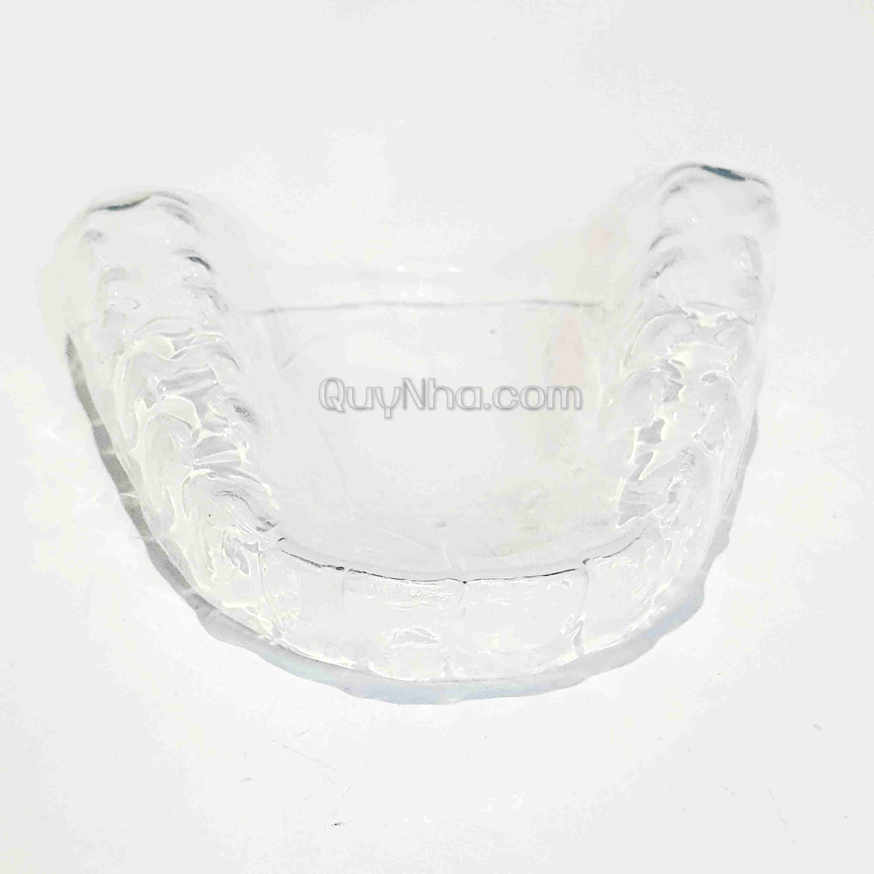 Máng tẩy trắng răng tại nhà