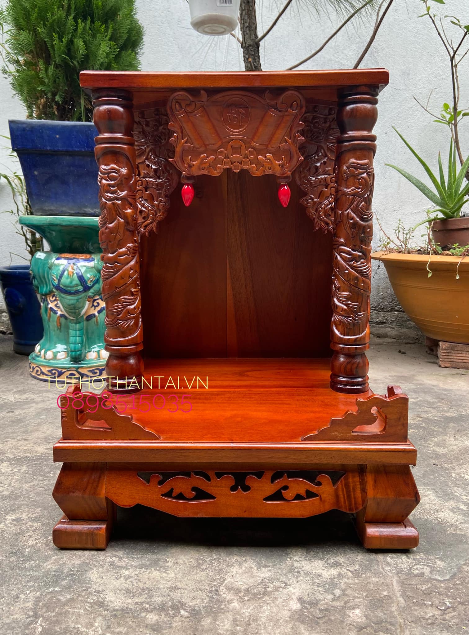 Bàn thờ thần tài gỗ Tràm cột Rồng ngang 50 x 65cm