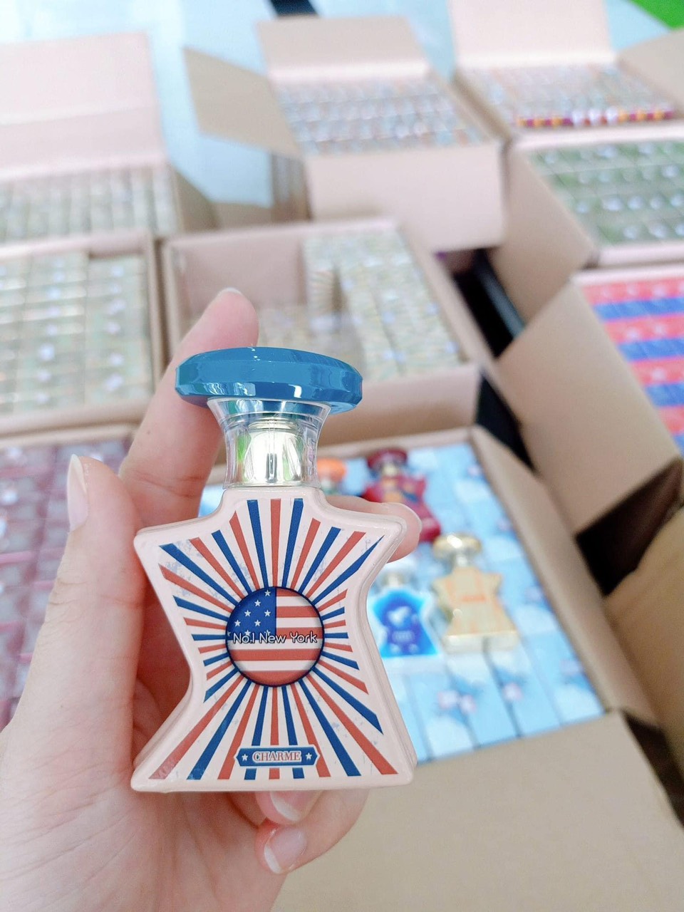 NƯỚC HOA NO.1 STREET - PEACE - PARIS - VIETNAM - NEWYORK - SIGNATURE 10ml ( mẫu mini nhỏ )