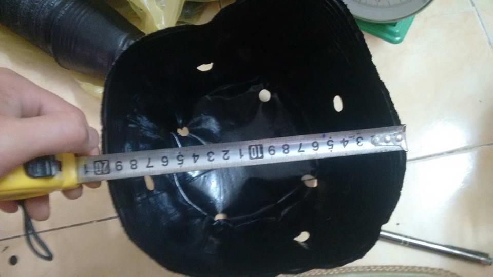 0.5kg chậu nhựa mềm ươm cây 26x21 , 0.5kg = khoảng 20 chậu 26x21