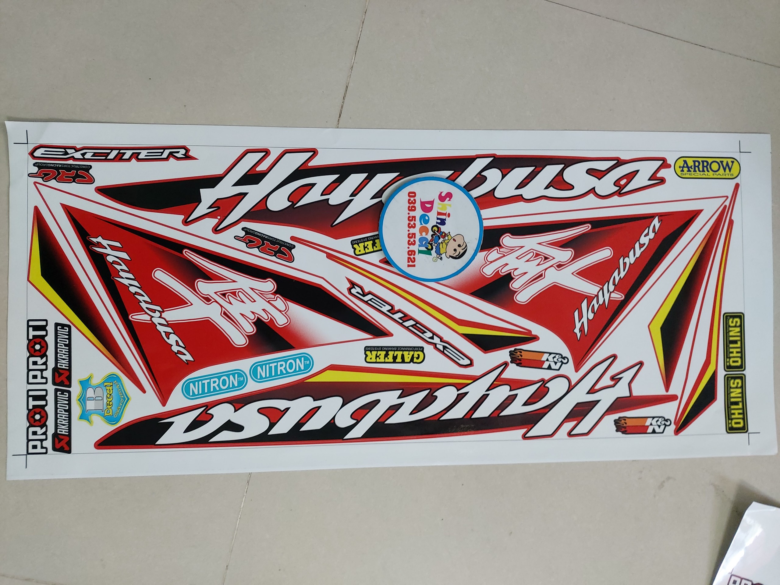 Tem xe exciter 150 chữ tàu hayabusa đỏ