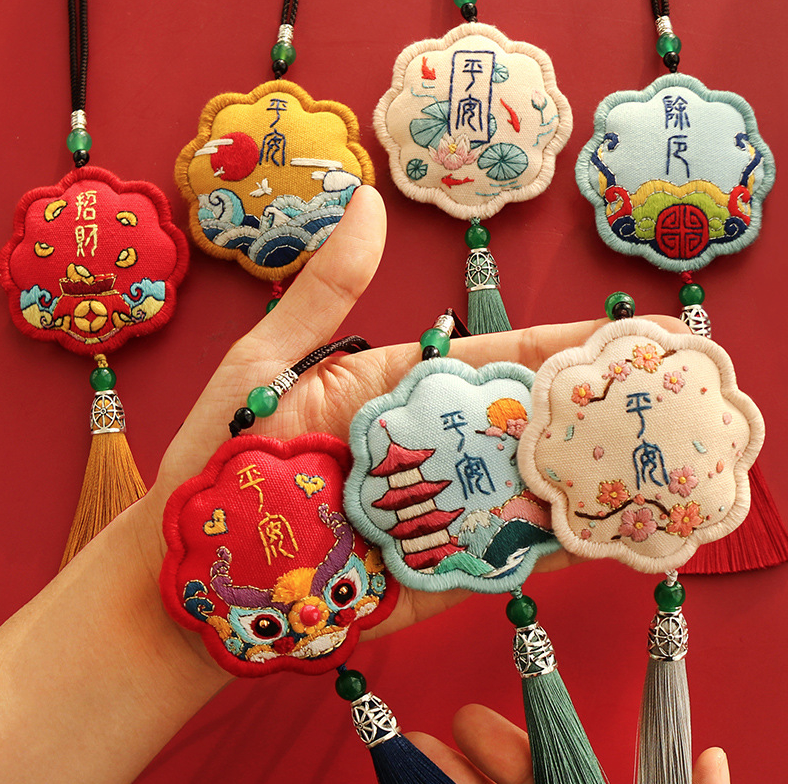 DIY gói nguyên liệu thêu túi thơm cổ phong mùa xuân vintage