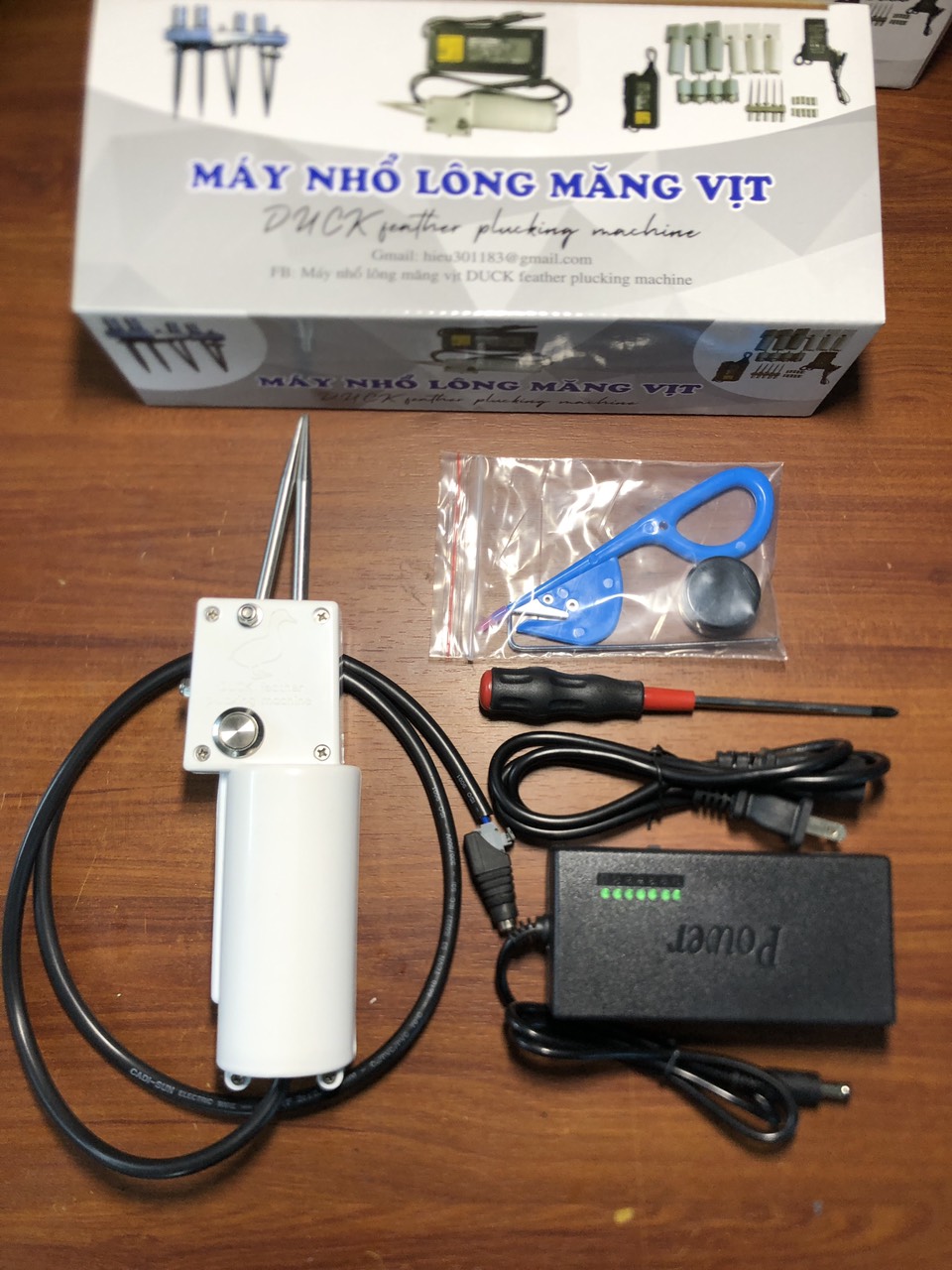 Máy nhổ lông măng vịt duck feather plucking machine cầm tay hổ tất cả mọi loại lông siêu sạch, tiện dụng, nhỏ gọn