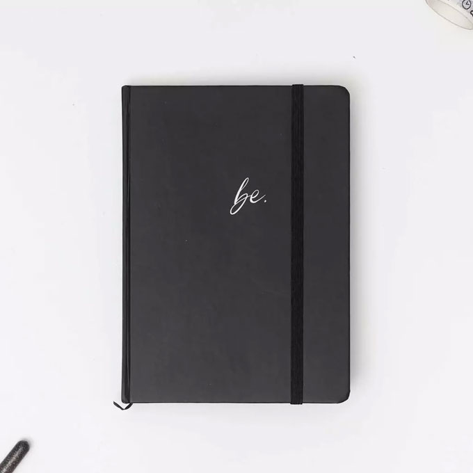 Quà valentine - sổ tay ruột chấm crabit dot grid be. - the black book 130gsm