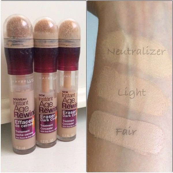 Che khuyết điểm Instant Age Rewind Eraser Dark Circle Treatment