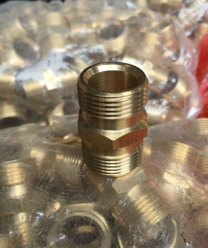 Khớp nối - kép nối - đầu nối giữa hai dây xịt rửa - rửa xe áp lực cao ren 22mm