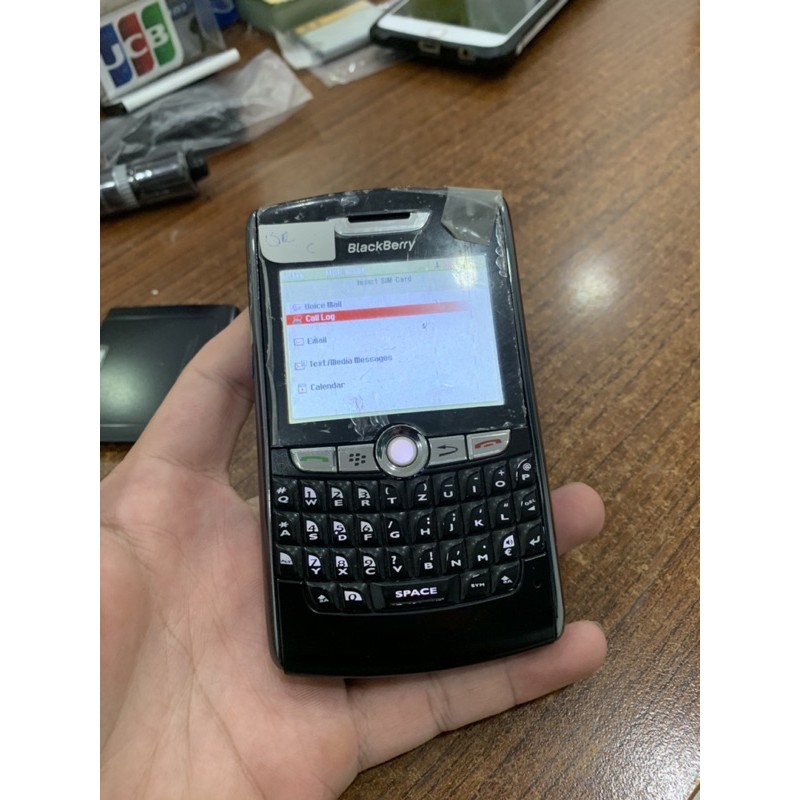 Điện thoại blackberry 8800 bàn phím tz