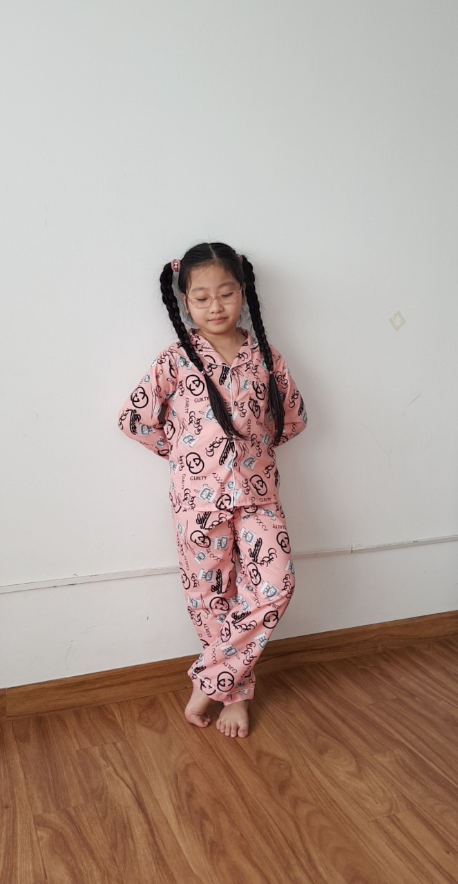 Bộ Pizama Áo tay dài quần dài cho bé gái cực kute, 15-20kg, mẫu ngẫu nhiên.