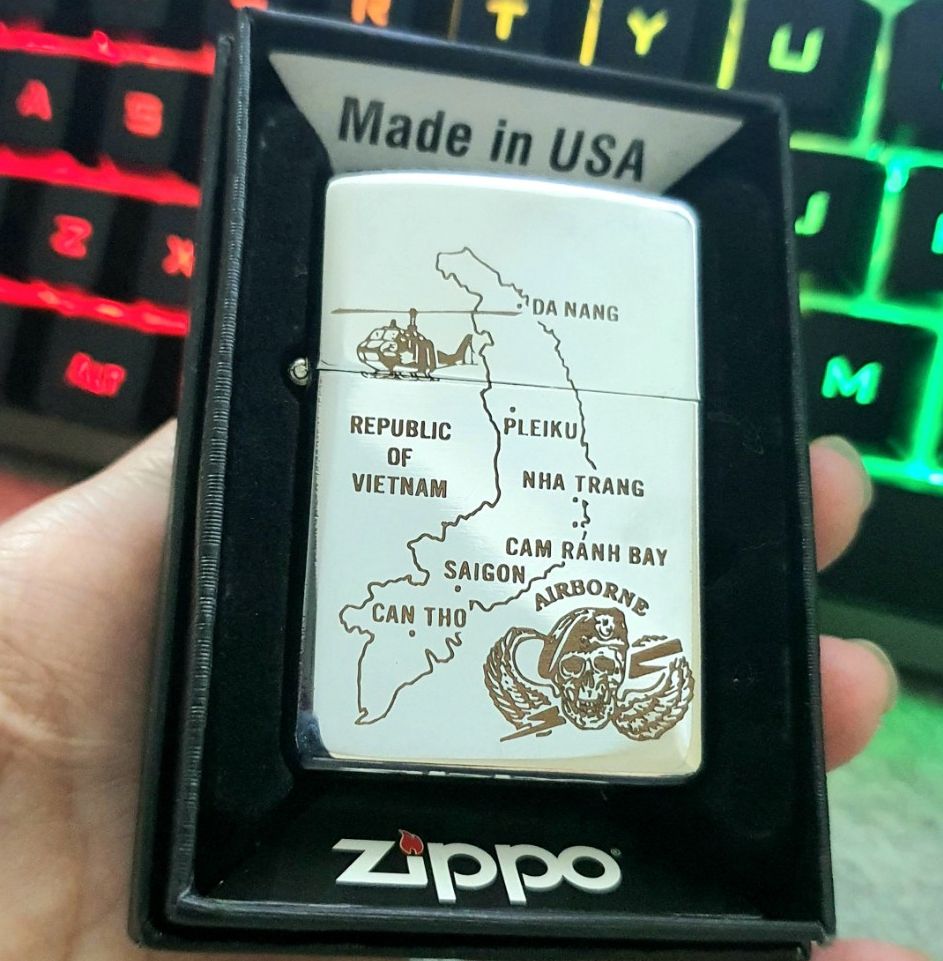 Bật Lửa Zippo Airborne ( Tặng Kèm Combo Đá Bấc Xịn)