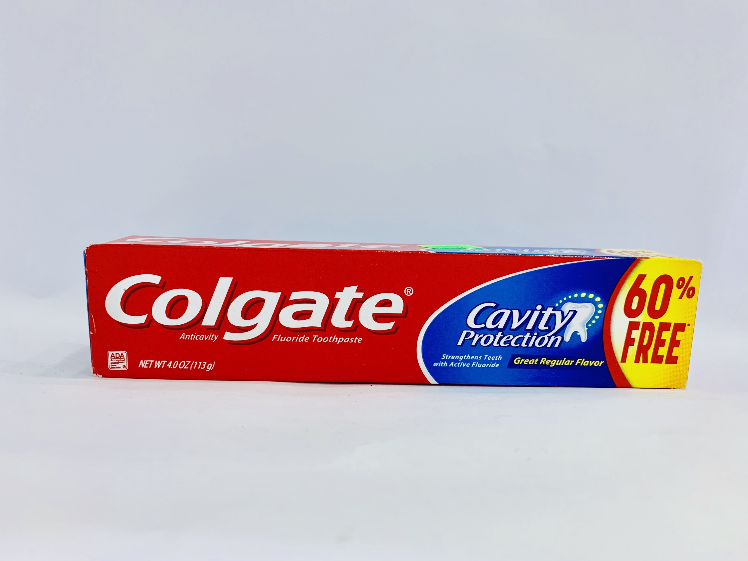 Kem đánh răng Colgate Cavity Protection 113g- Tuýp