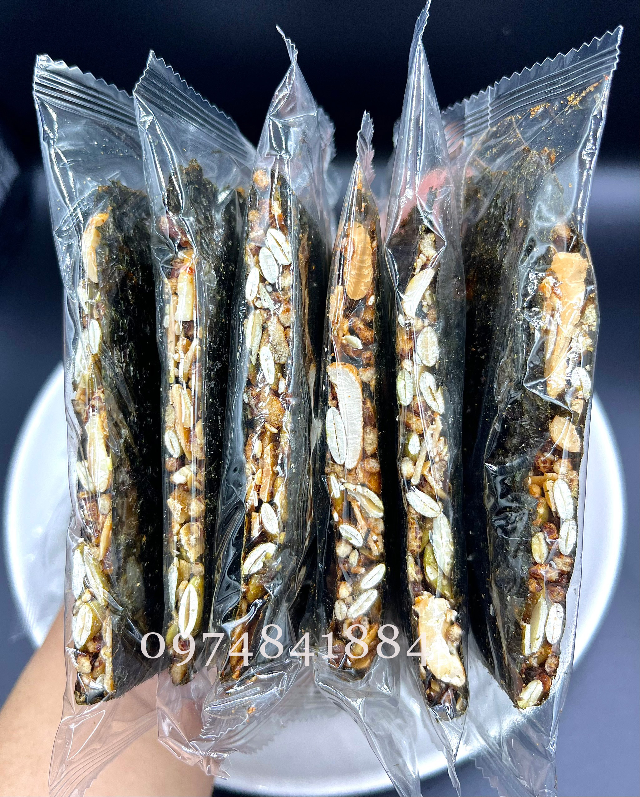 1KG Rong biển kẹp hạt dinh dưỡng - Đóng gói từng thanh- rong biển sấy kẹp ngũ cốc thơm ngon - tốt cho sức khỏe - snack rong biển - đồ ăn vặt