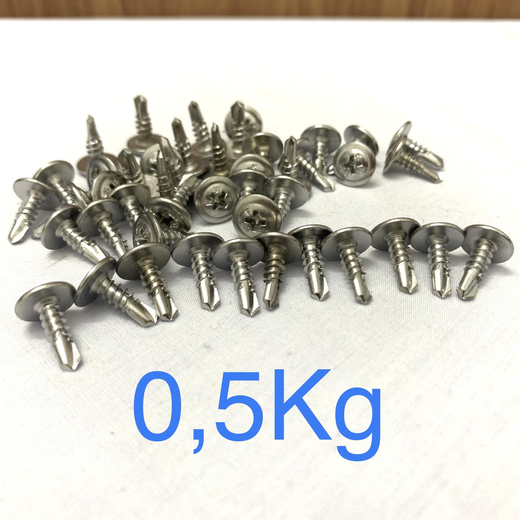 0,5kg vít tự khoan inox 304 đầu lồi phi 4 các độ dài